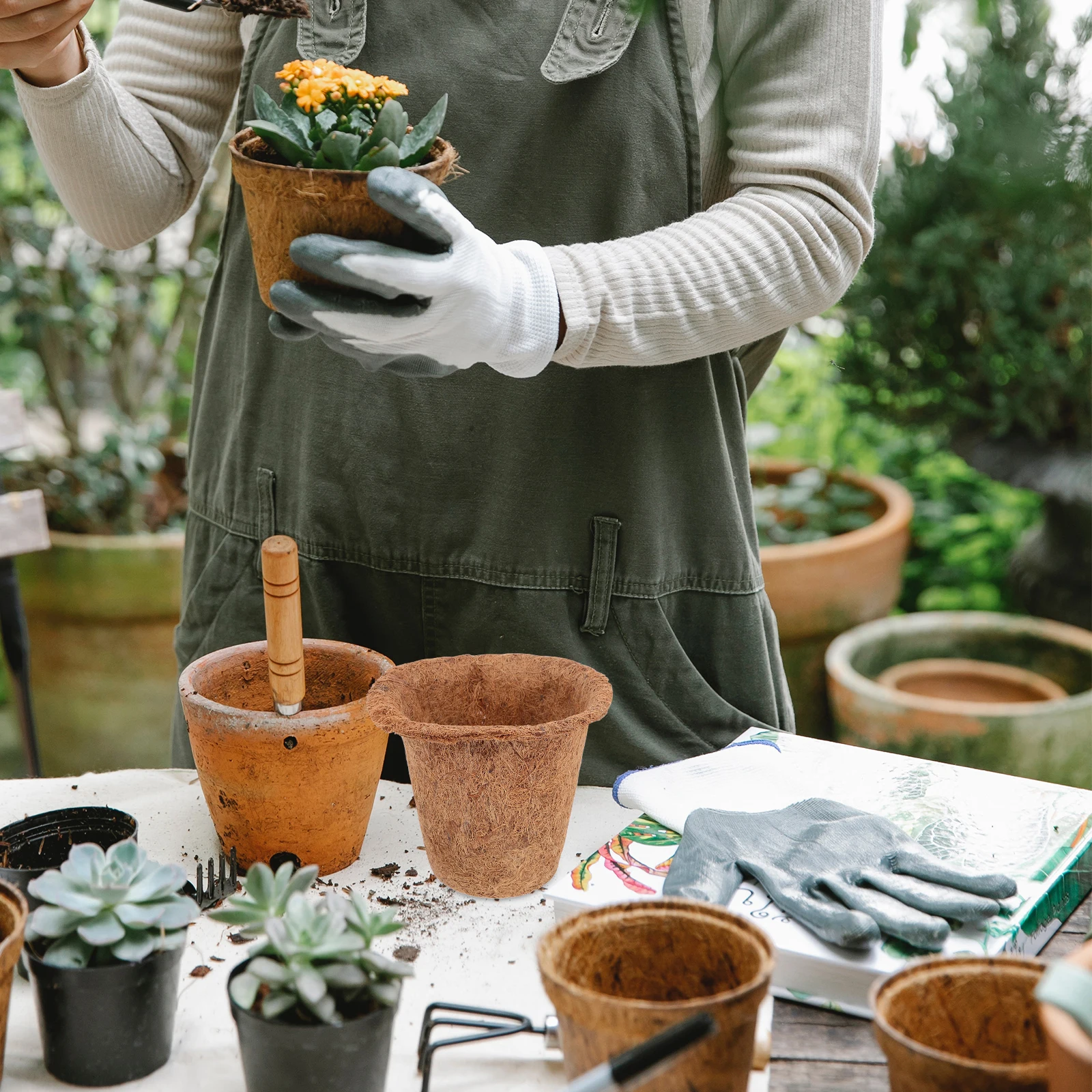 

4pcs Coconut Fiber Seedling Pots Plant Nursery Cups for Outdoor Flowers Garden Supplies Coir Planter Grow Containers Breathing