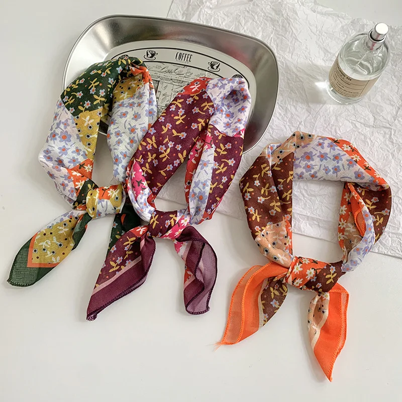 Square Scarf Floral Cotton Linen Bohemian Lightweight Versatile Summer Headscarf Neck Wrap Bandana for Women Daily