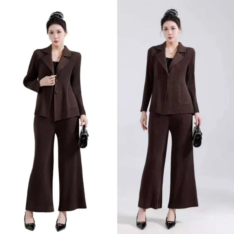 

Miyake плиссированные брючные костюмы женский, осень 2022, новый темпераментный утепленный маленький пиджак, двубортный пригородный комплект из 2 предметов