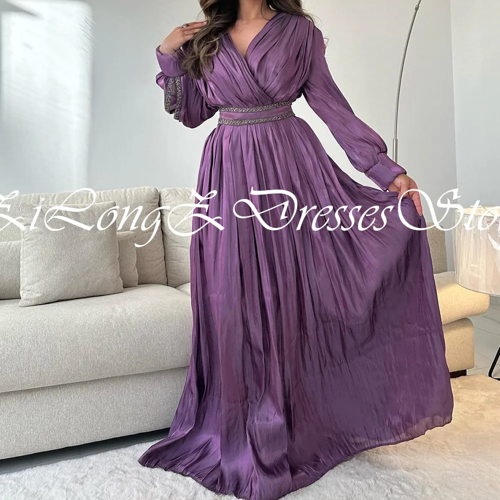 Sequined Saudi Arabia Evening Gowns V-Neck Long Sleeves Pleats Straight Sweep Train Floor Length Classic Celebrity Evening Dress