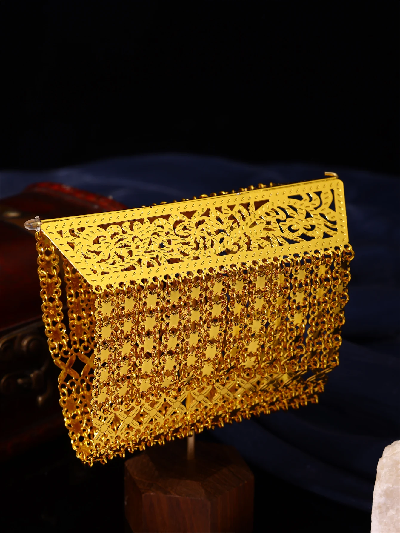 1pc Fashionable Retro Luxury L - Fine Jewelry & Watches Photos recension och pris