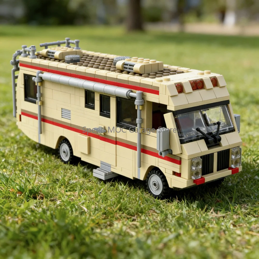 

MOC Beige Retro Motorhome Building Blocks - Classic 1980s Style RV Camper Van Model Kit, High-Detail Display Set for Collectors