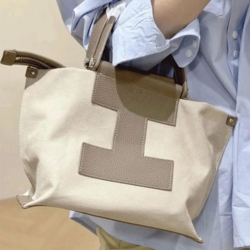 Versatile Niche Design Canvas Color Matching Commuter Durable Large Capacity Tote Bag for Women When Going Out on The Street