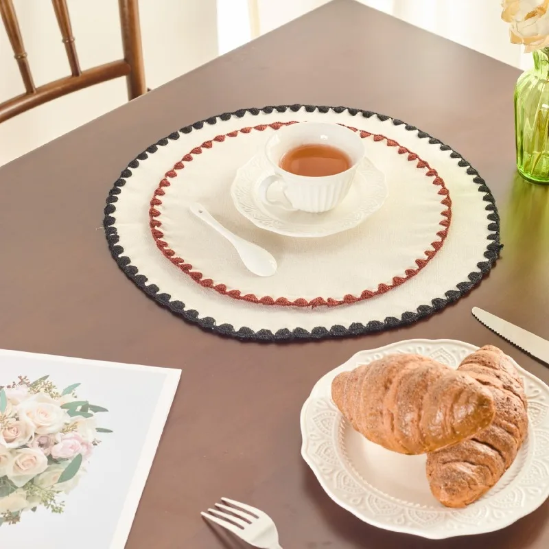 2pcs Color Embroidered Fabric Round Heat Insulation Placemat Decorative Table Pad Anti-Scald Bowl Cup Coaster Dining Table Cloth