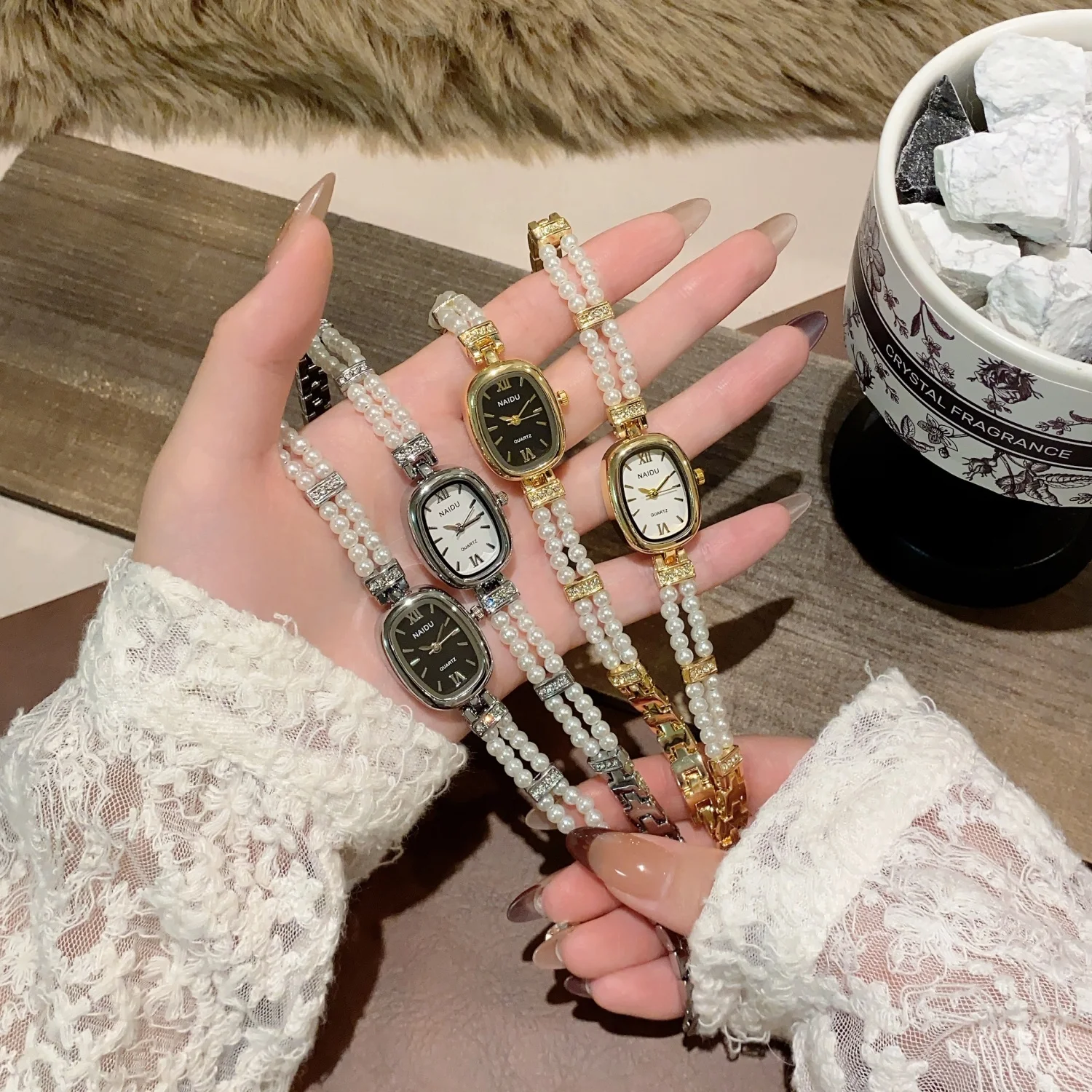 ساعة نسائية بحزام مرصع باللؤلؤ ساعة فاخرة للسيدات هدية سوار ساعة موضة كوارتز ساعات معصم للبنات ساعة Relojes Para Mujer