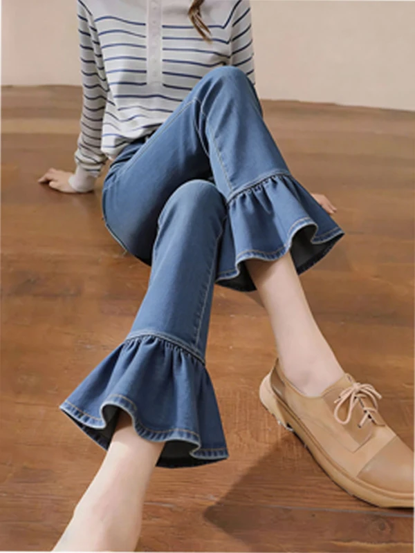 Blue High Waist Bell Bottom Jeans Women's Spring 2026 Fashion New Style Slimming Nine Point Pants Commute Style Straight Leg
