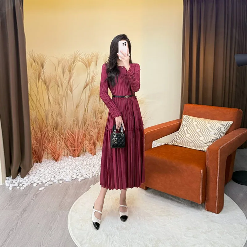

Miyake Fold 2025 Autumn/Winter New Fold Round Neck Style Slimming and Luxury Women's Casual Fashion Long Sleeve Dress Pleated