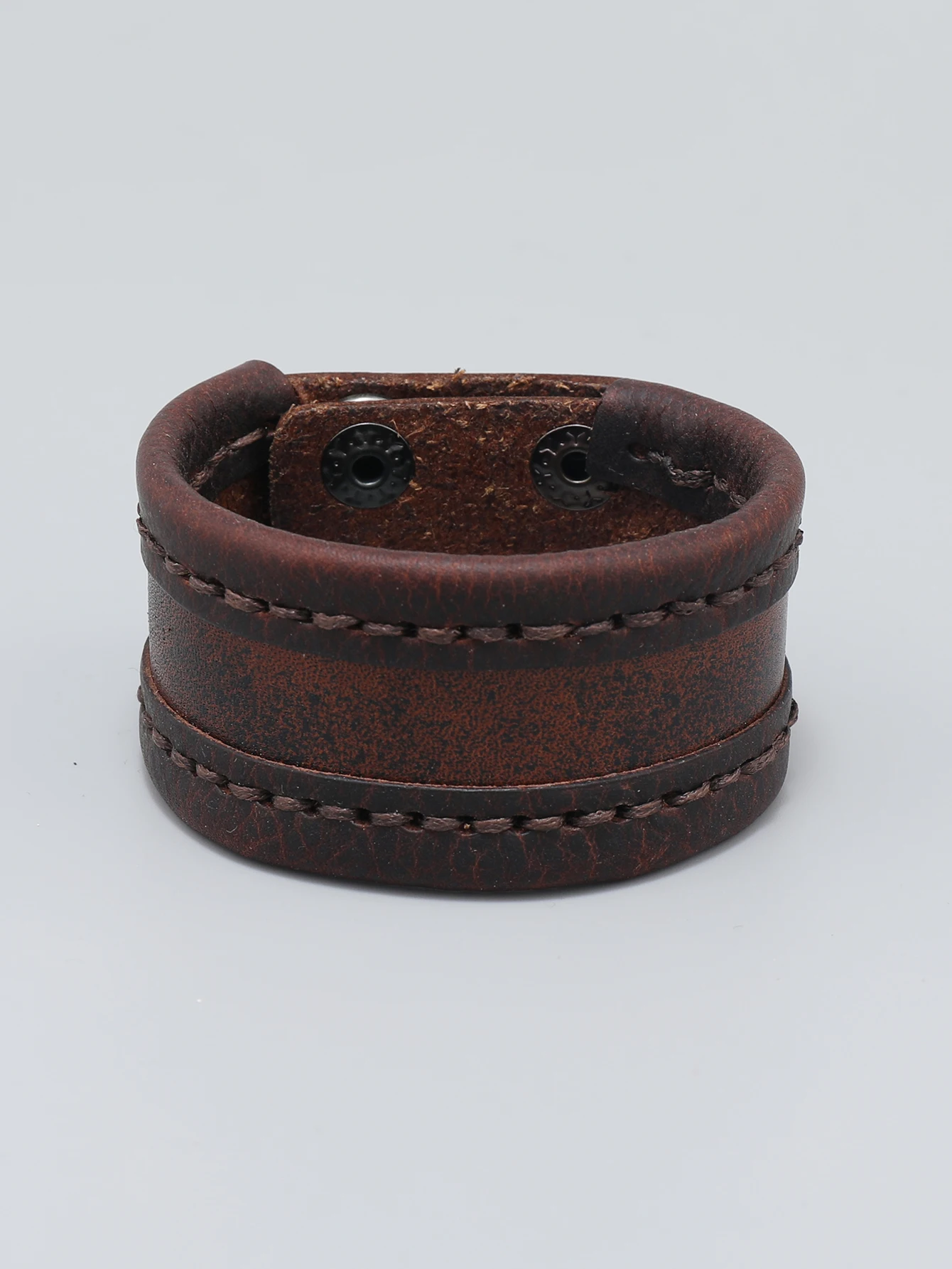 Vintage cowhide Hand-stitched men bracelet