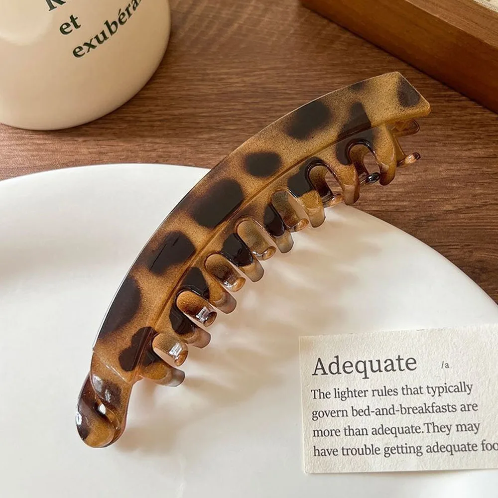 1PC 패션 바나나 헤어 클립 물고기 모양의 포니 테일 머리핀 레오파드 머리 장식 여성 헤어 액세서리 트위스트 헤어 클립