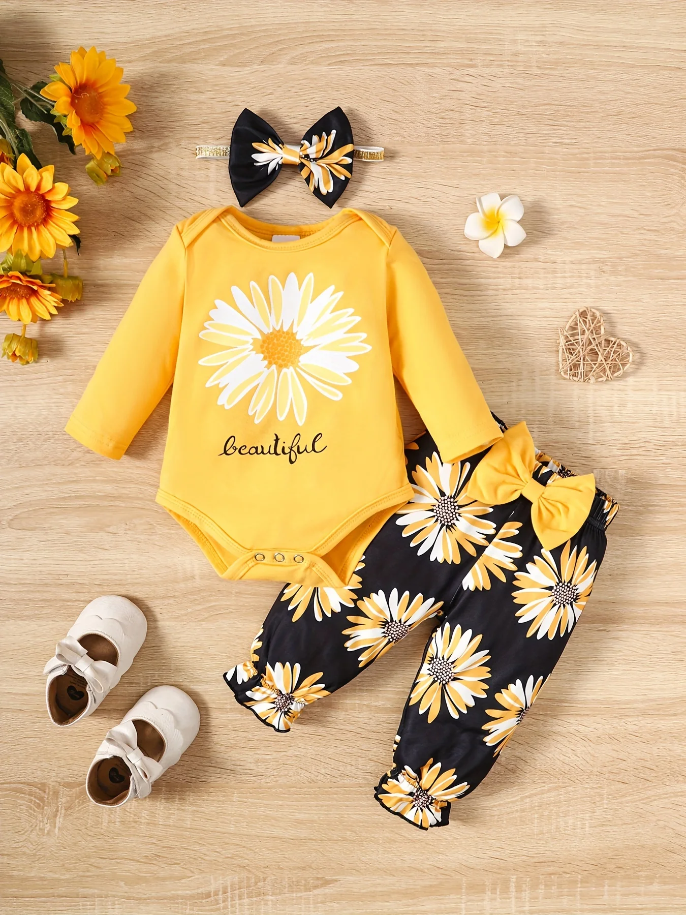 Baby and toddler daisy print letter long-sleeve romper and long pants set