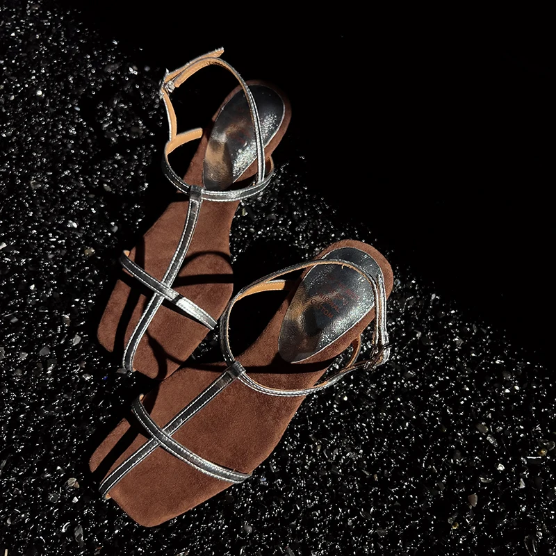 New T-Belt Open Sandals All Made of Natural Leather Comfortable and Versatile for Summer Wear