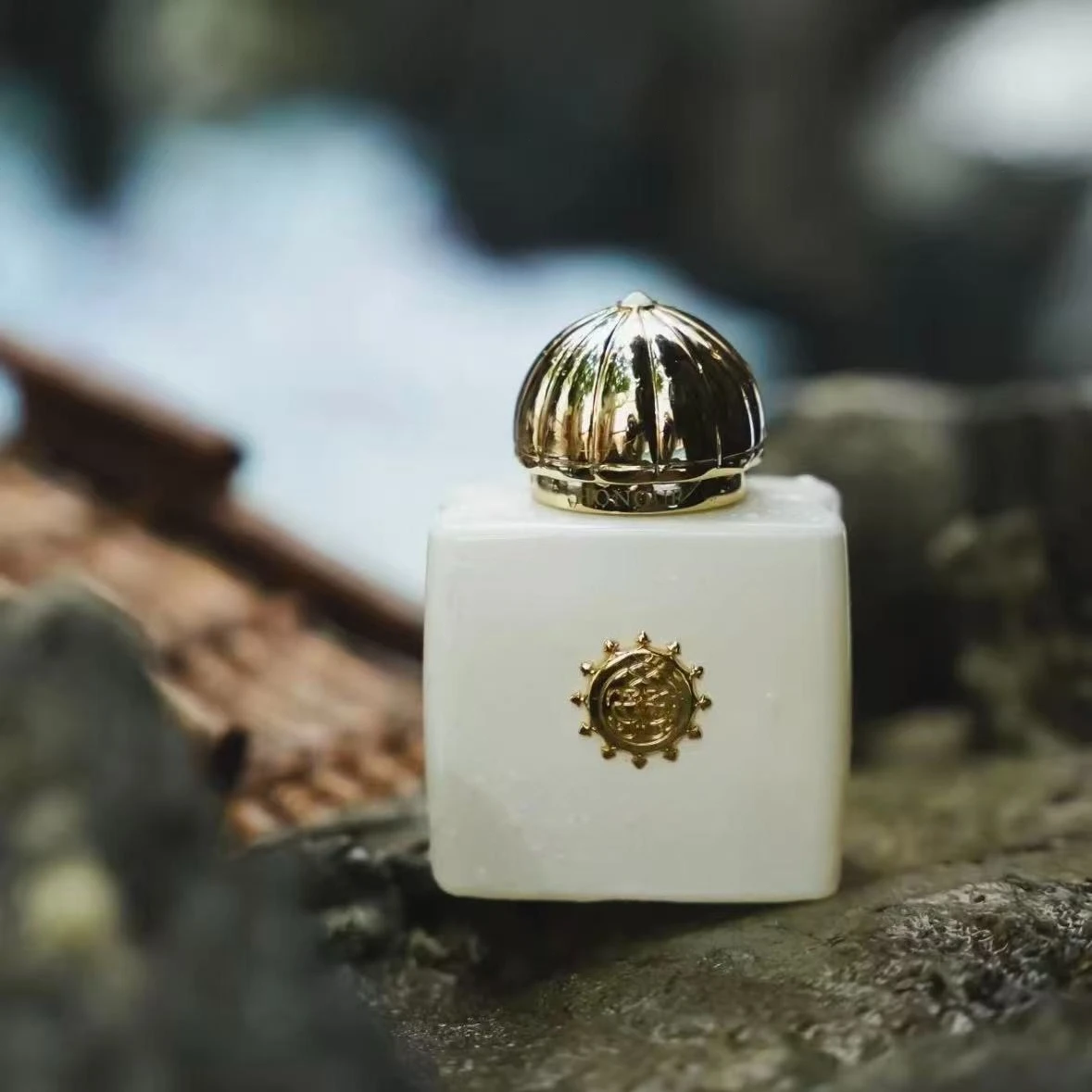 100ML 고품질 브랜드 향수 여성용 고급 바디 미스트 신선하고 자연스러운 꽃과 과일 향 데이트에 적합