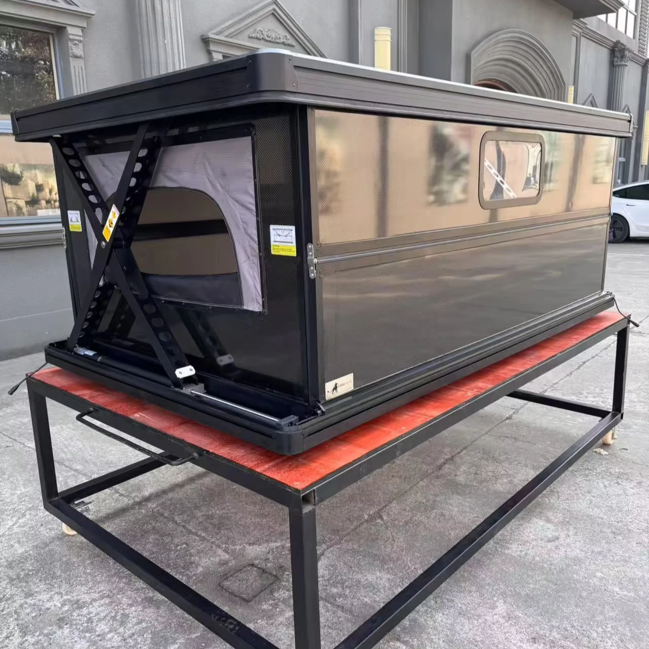For Carbon Fiber Roof Tent Pop-Up Design For Pickup And SUV Car Rooftop Tent