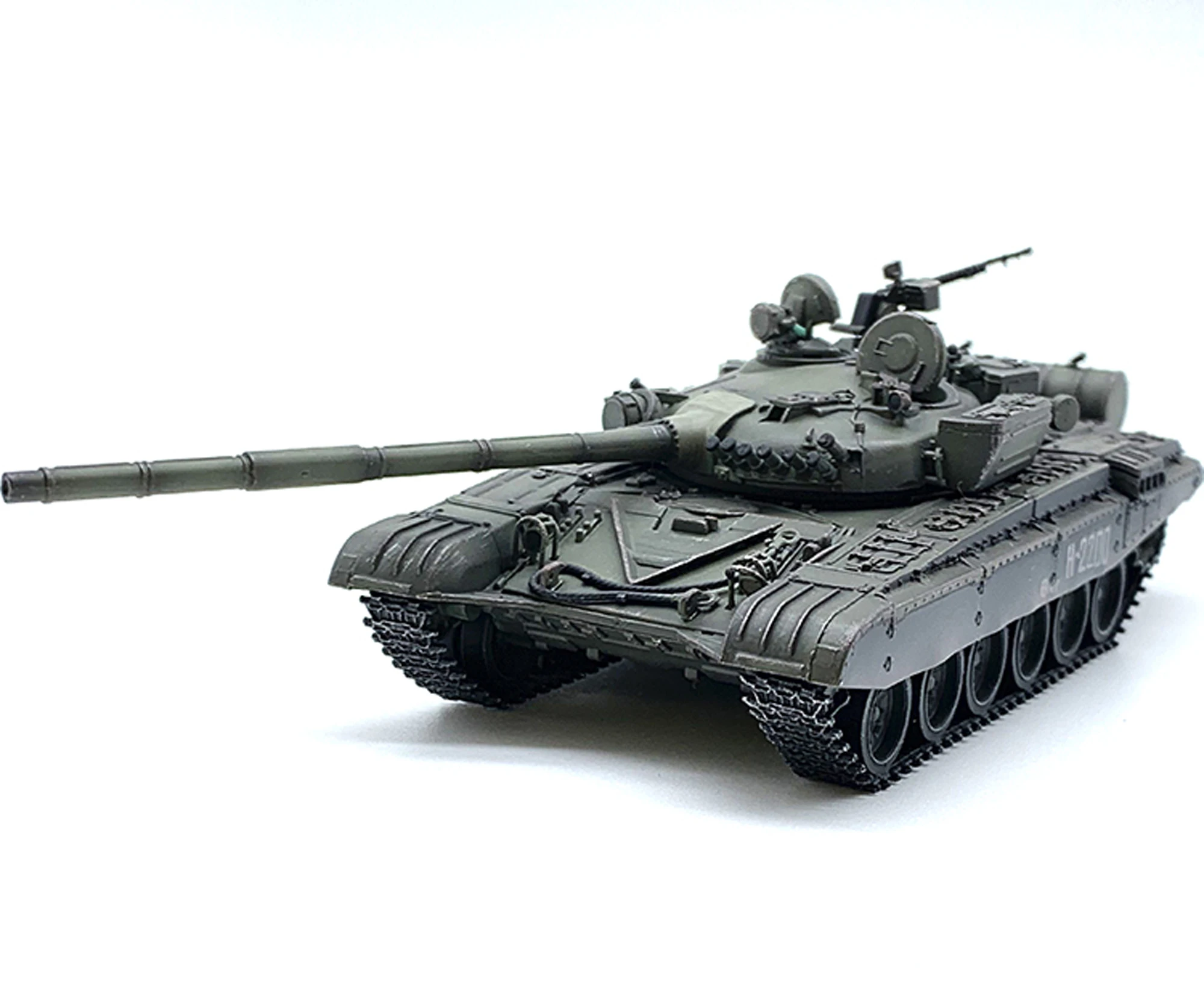 

ARTISAN Russian T-72 main battle tank Russian-Ukrainian finished model ornaments