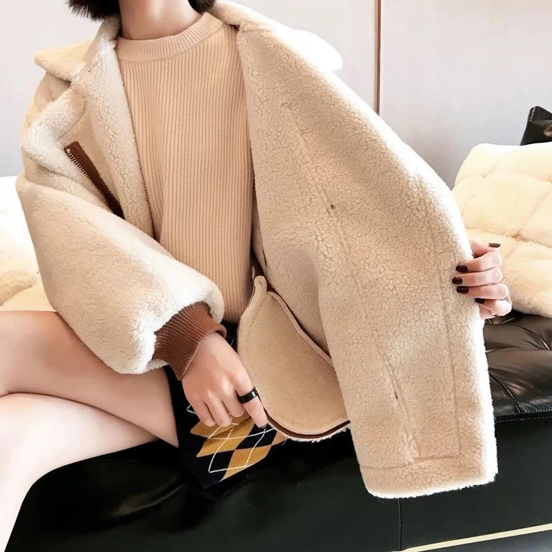 Women Winter Fashion Khaki Outerwear Thick Plush Warm Coat Lamb Wool Sheepskin Faux Suede Zipper Jacket Loose Fur Jacket 2025
