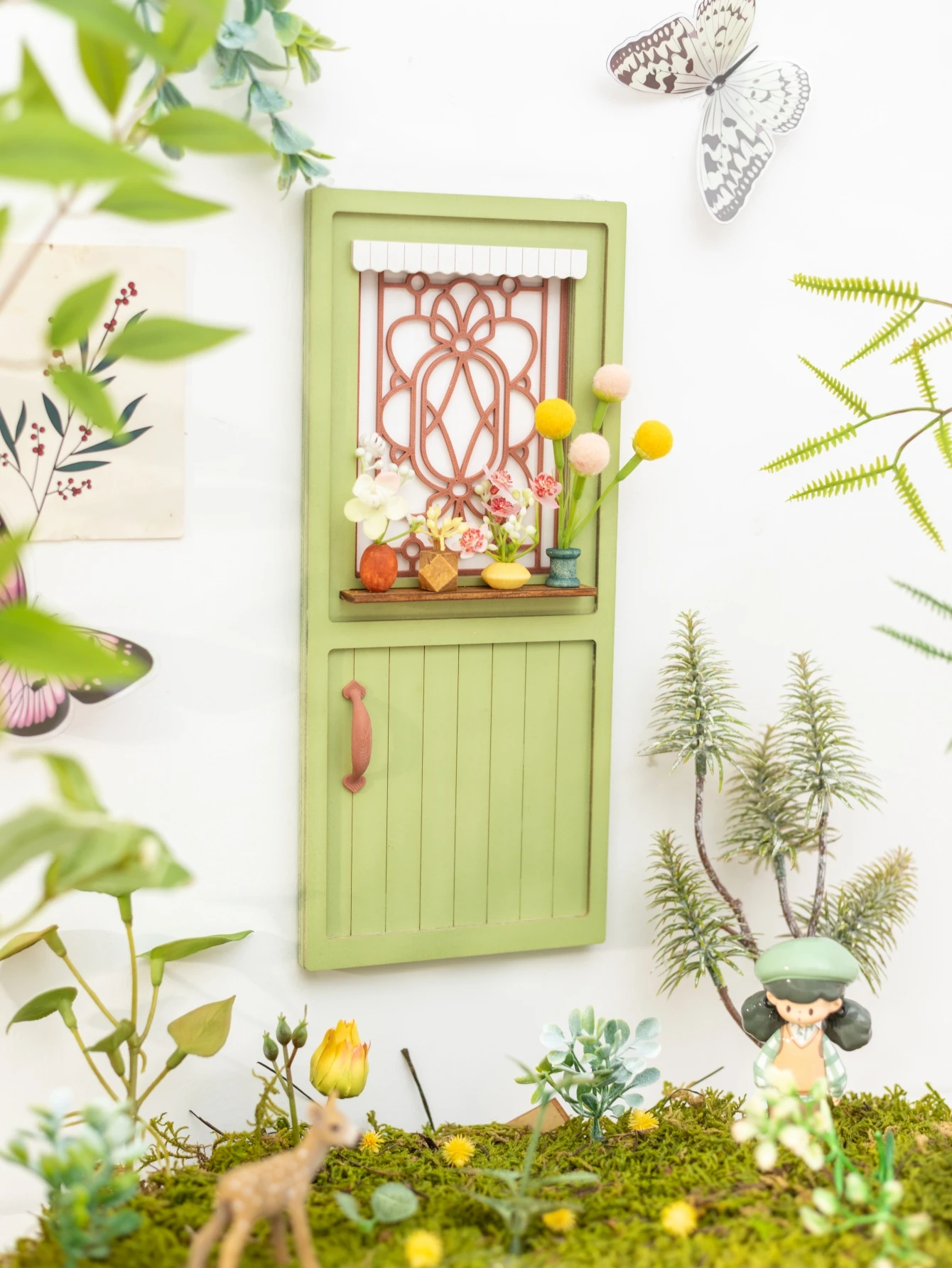 Cute Fairy Wooden Door Home Wall Arts Decor Miniature Landscape Plants Garden Decor Doll House Accessories Desktop Ornament Gift