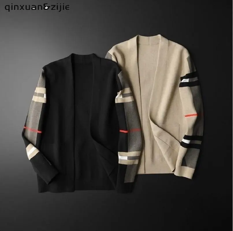 

2022 Fashion Brand European Luxury Men's Classic Plaid Knitted Cardigan Sweater Casual Large Long Sleeve Cardigan Jacket