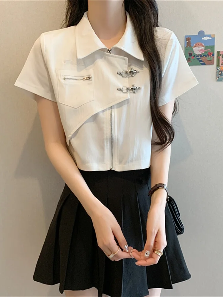 

Summer 2024 Women's Spicy Sweet Two-Piece Set Short Skirt Pleated Skirt College Style Fashionable Polyester Fabric