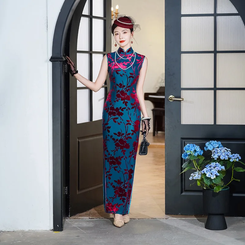 

Elegant Women Long Chinese Traditional Cheongsam Sexy Slim Qipao 2025 New Evening Party Dress Mother Performance Costumes