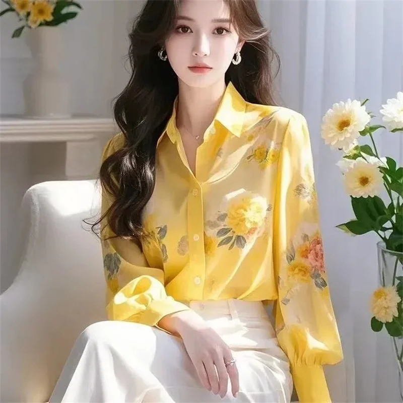 

Retro Chic 2025 Nice New Unique Beautiful Floral Top Temperament Advanced Printing Plus Size Women Shirt