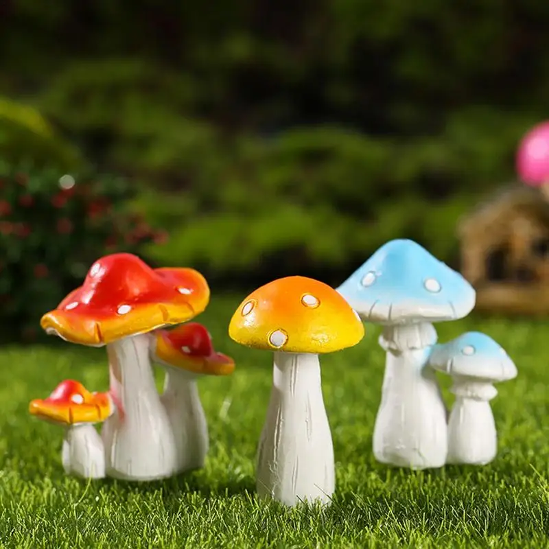 Mushroom Decorations Realistic Mushroom Figurines Lawn Garden Statue Fairy Garden Moss Landscape Ornaments Lawn Garden Statue