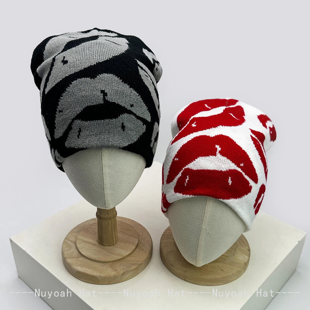 New Men Women Personal Fully Printed Jacquard Lips Knitted Hats Warm Color Block Fashion American Beanies Hip Hop Versatile INS