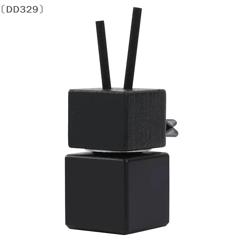1 Piece Car Decoration Square Car Hanging Glass Bottle Air Freshener Empty Bottle Aromatherapy Ornament Pendant Diffuser