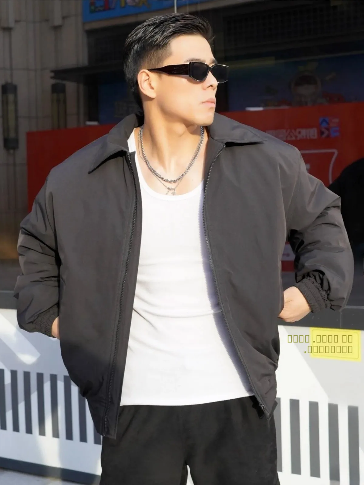 

Хлопковая куртка-бомбер для активного отдыха, ветрозащитная, теплая, молодежная, модная, с длинными рукавами, на молнии, цветная, из полиэстера