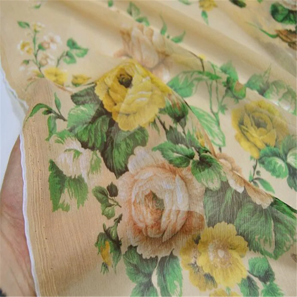 Soft Graceful 100% Natural Silk Crinkle Georgette Fabric with Floral Printing for Vintage Summer Dress