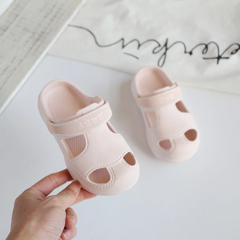 New Summer Children Shoes Non-Slip Slippers Baby Outdoor Fashion Hole Beach Sandals Slippers for Girl Boy