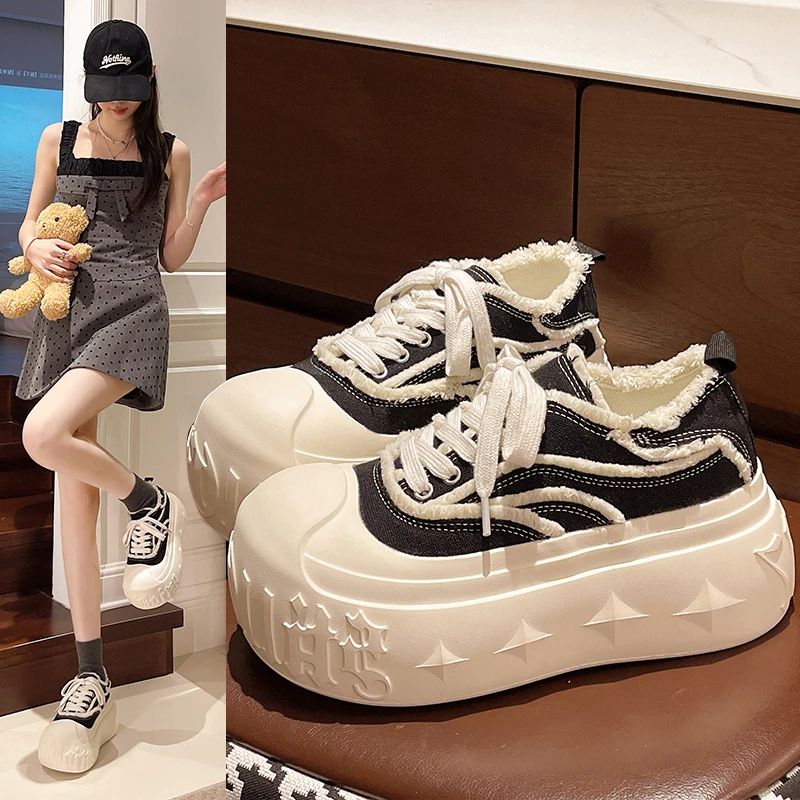 

2025 New Women Platform Sneakers Personalized Design Casual Outdoor Shoes Versatile Comfortable Sneakers Running Sports Shoes