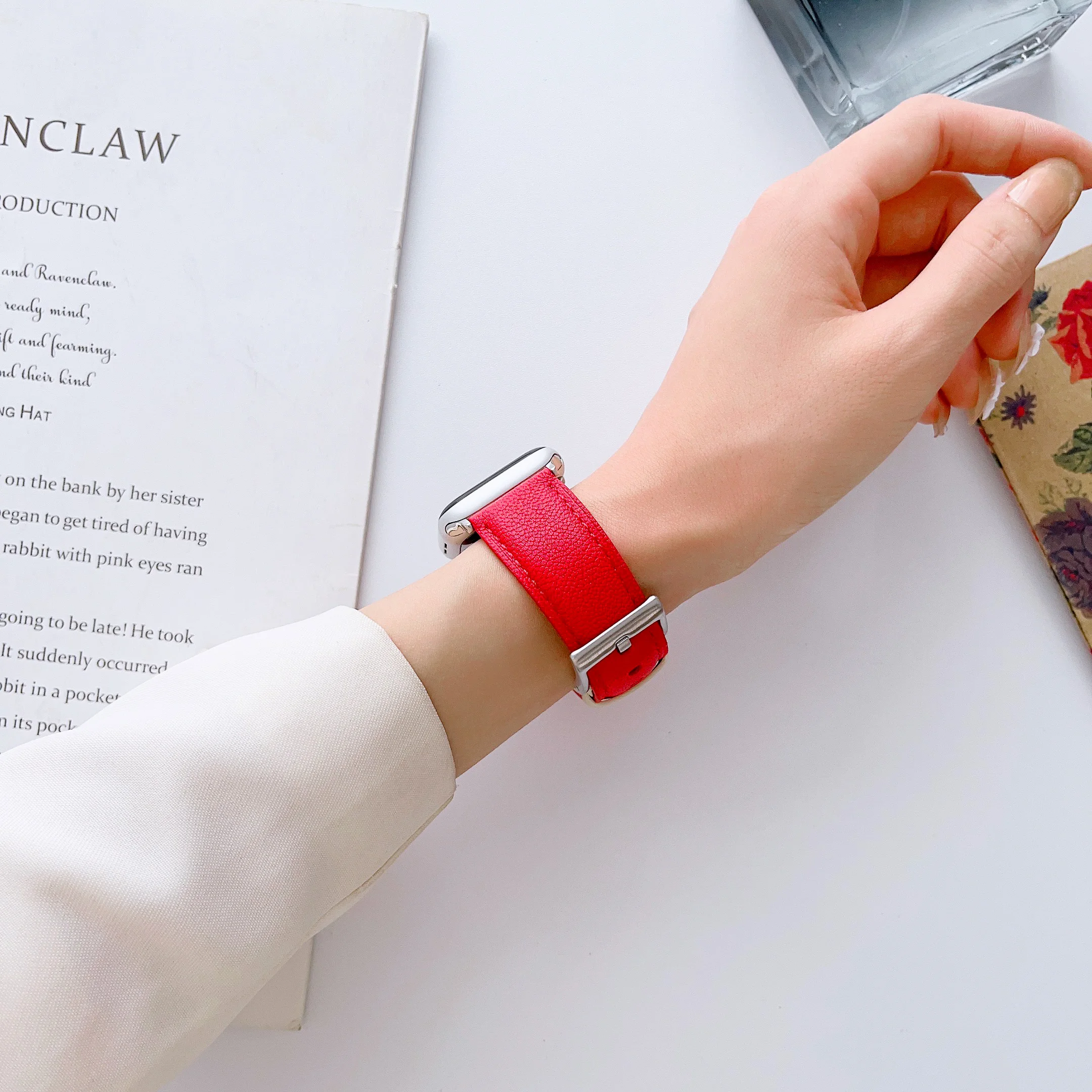 

Popular Leather Strap 49Ultra for Apple watch 41/45mm 49Ultra SE8 7 6 5 Wristband for iWatch Band 38/42mm 40mm 44mm 4 3 2 1 Loop