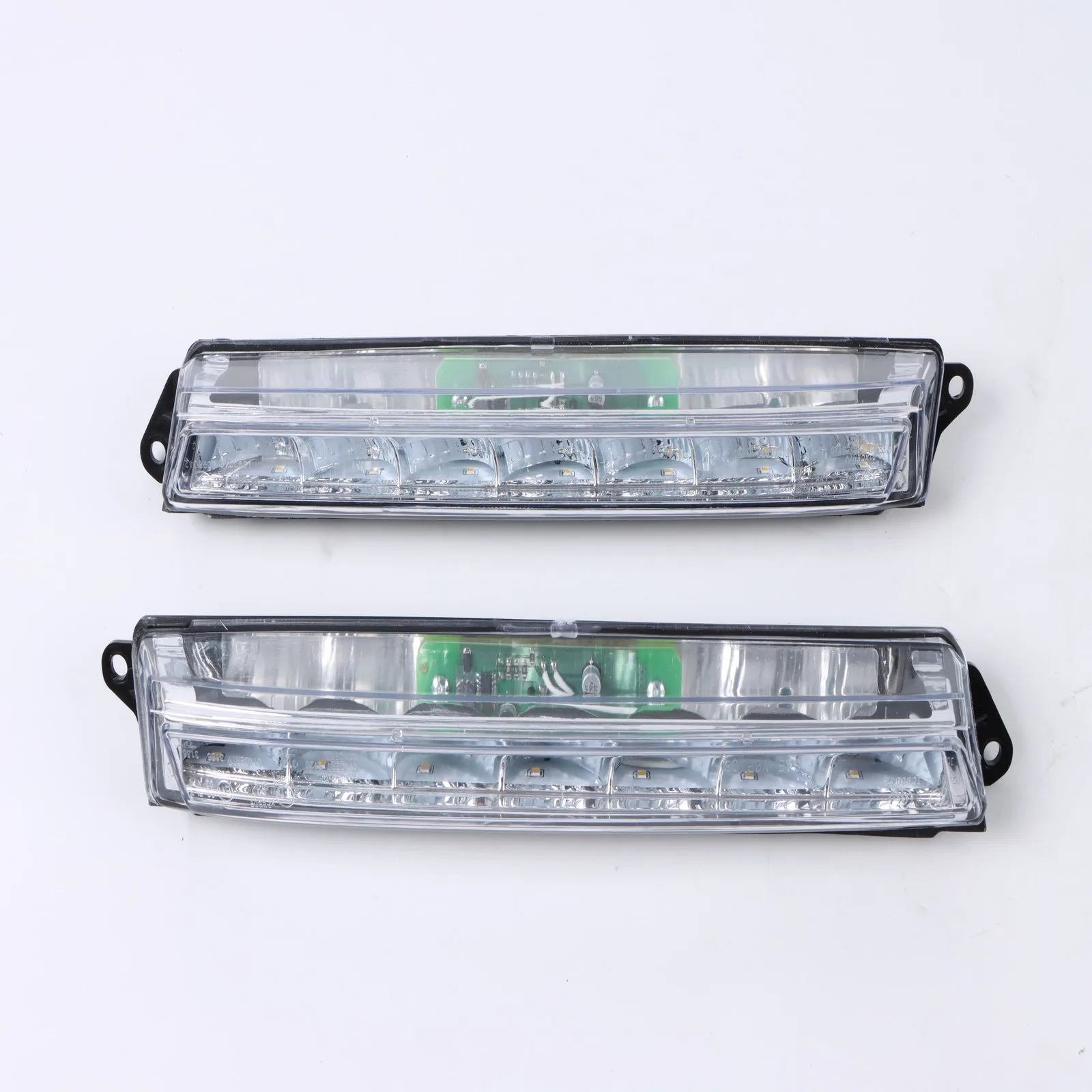 

LED DRL Daytime Running Light A1649060351 A1649060451 FOR Mercedes-Benz X164 X166 GL Class 2007-2013