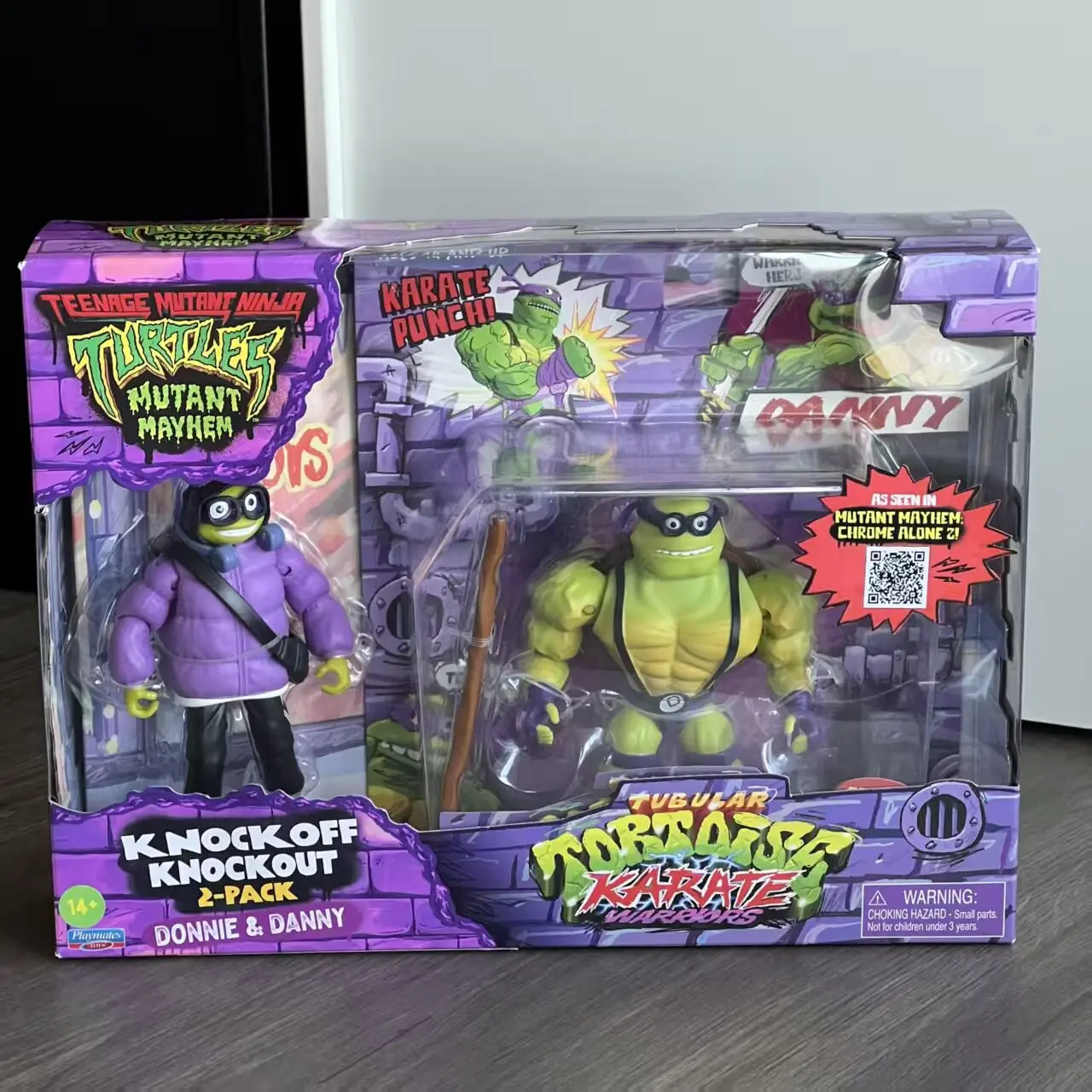 

Игровой набор Playmates Teenage Mutant Ninja Turtles Mutant Mayhem: фигурки Леонардо и Рафаэль (2 шт.) с аксессуарами для взрослых