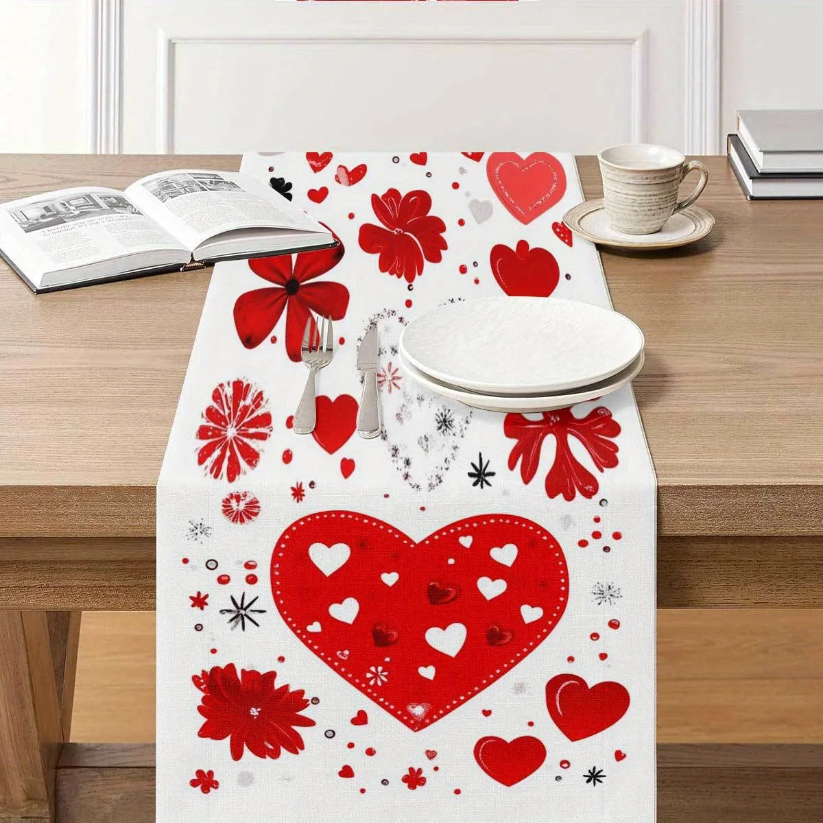 1 Piece of Table Runner with Red Heart and Floral Patterns, Suitable for Dinner Parties, Holiday Parties, Family Gatherings, Children's Activities, Themed Cafes, Home Decoration, Christmas Markets, Cozy Tea Parties