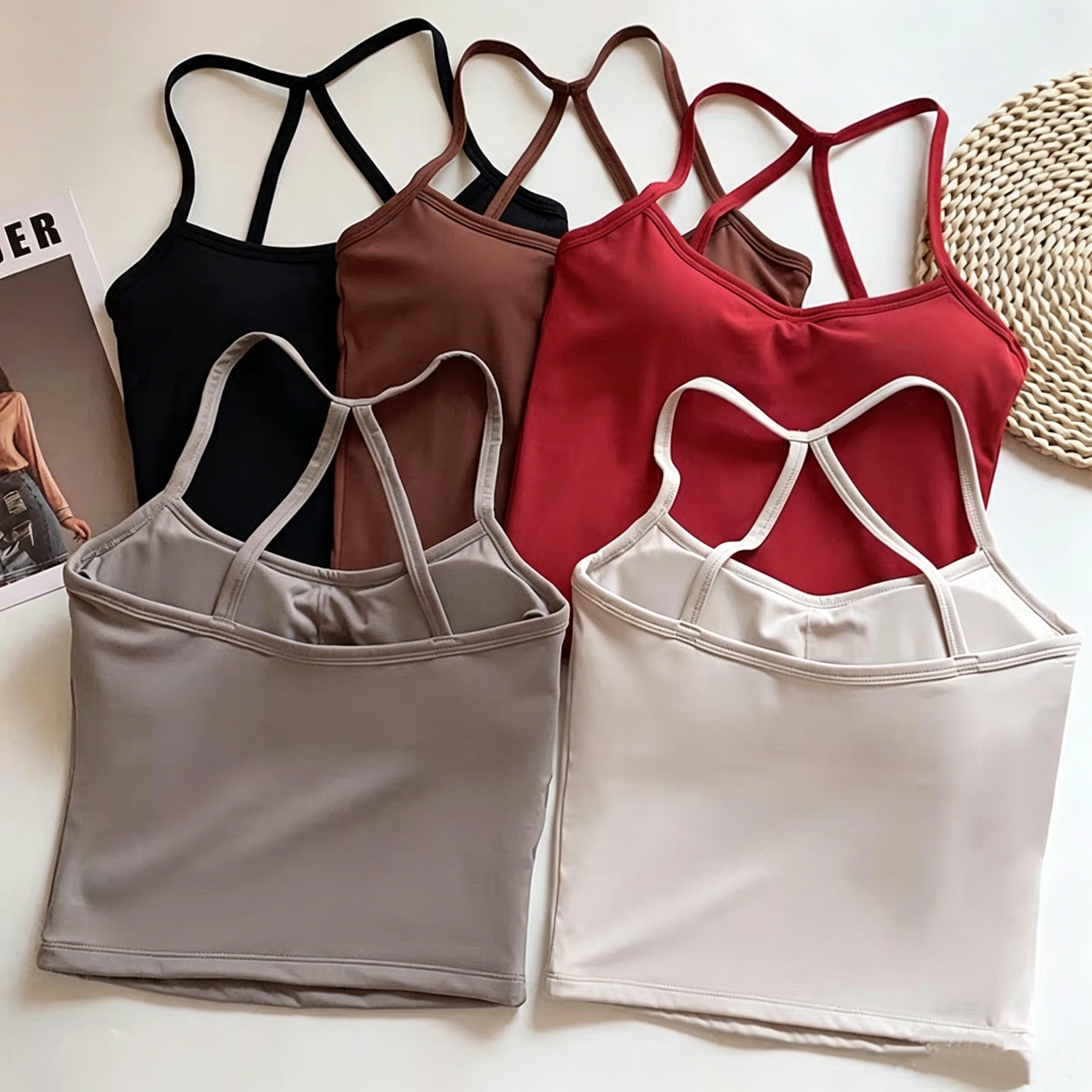 Damen Yoga Tanktop mit eingebauten Polstern, schnelltrocknendes, atmungsaktives Fitness-Top, Sportweste mit schönem Rückendesign für Lauftraining – Detail 7