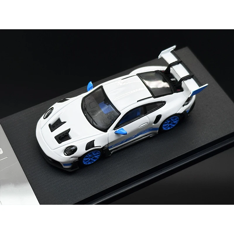 TPC 1:64 992 GT3RS White Blue Wheel Hub Diecast Diorama Car Model Collection Miniature Toy