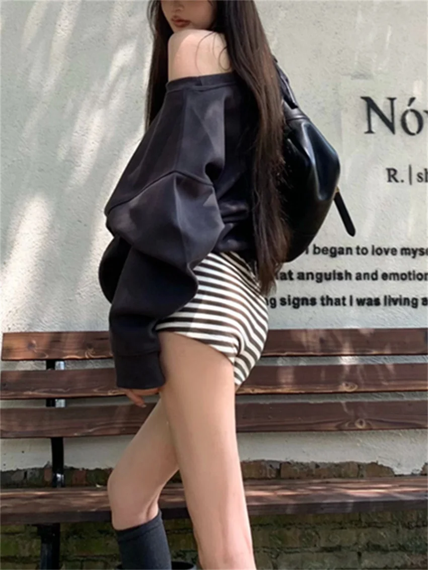 كنزات رياضية صلبة عالية كيتي للنساء ، أنيقة فضفاضة ، قطن ، شورت ضيق بخطوط ، سيدة مكتب ، كاجوال جديد ، رأ ، خريف ،