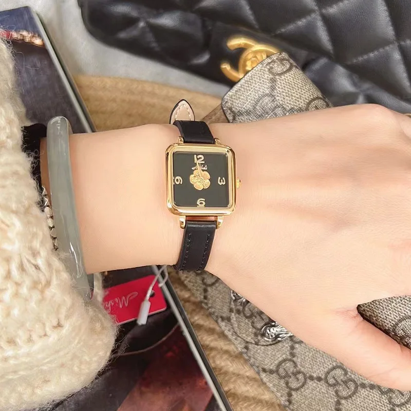 Рисунок 4 - Новые модные квадратные женские