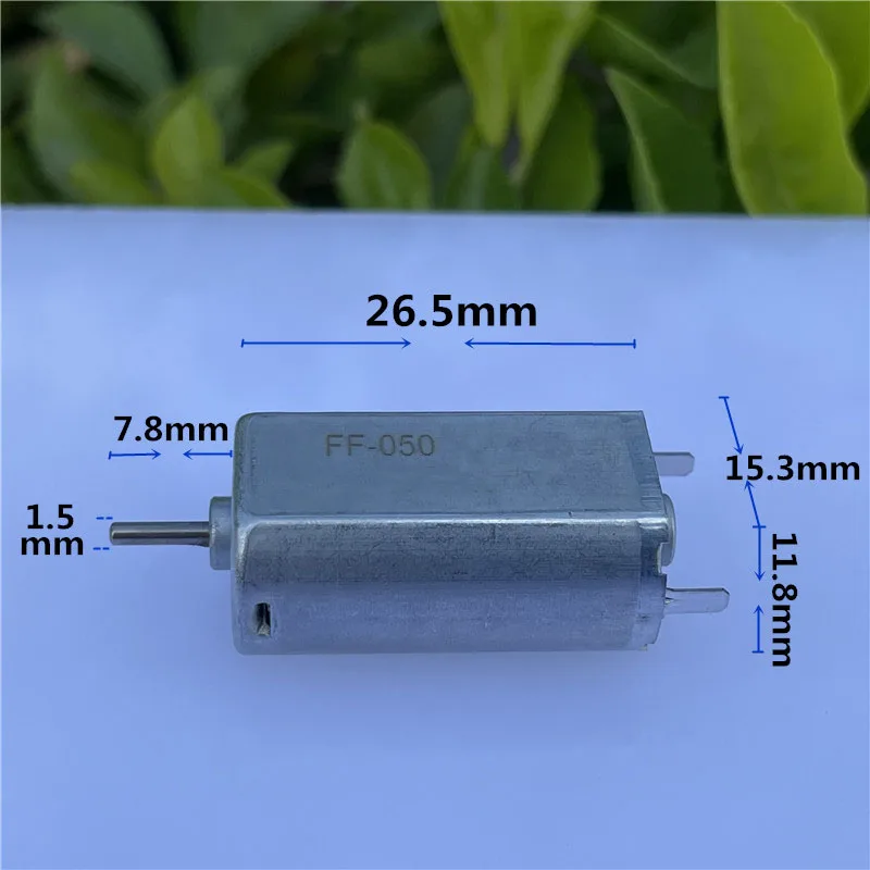 2Pcs DC 1.5-4.2V 10800-28000RPM 1.5mm Shaft Mini DC Electric Motor for DIY Toys Cars Ships