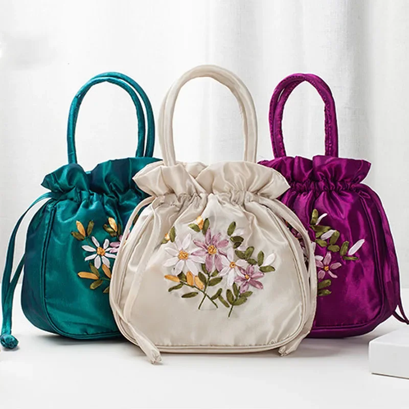 Bolso de cubo con asa superior para mujer, bolso para teléfono, monedero pequeño de verano, estilo nacional, bordado con patrón de flores