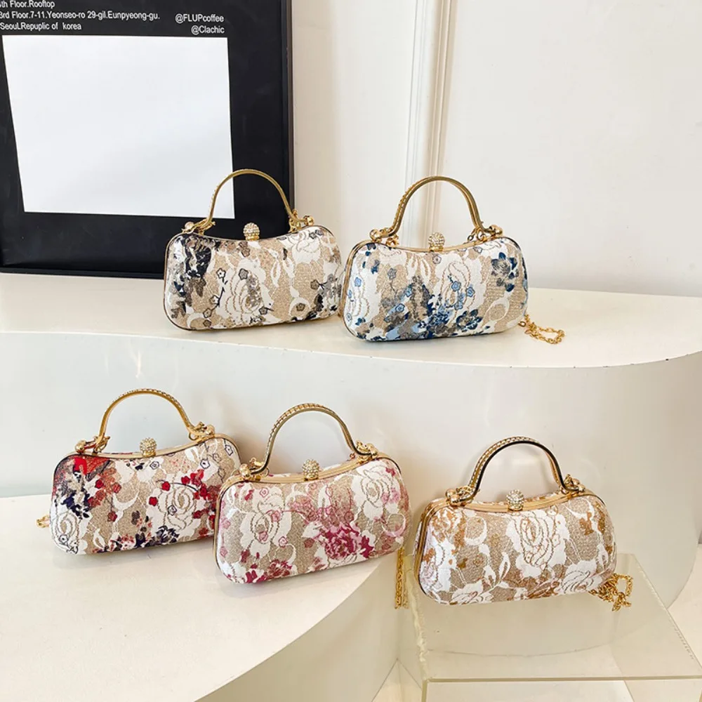 

Elegant Embroidered Crossbody Bag Chain Strap Hand-held Evening Bag Western Style Single Shoulder Bag Women's
