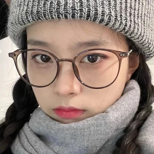 Imagen 2 del producto Gafas anti-Blu-Ray a la moda para mujer, gafas Retro para miopía, montura de gafas para hombre, gafas universales transparentes para ordenador óptico de tendencia