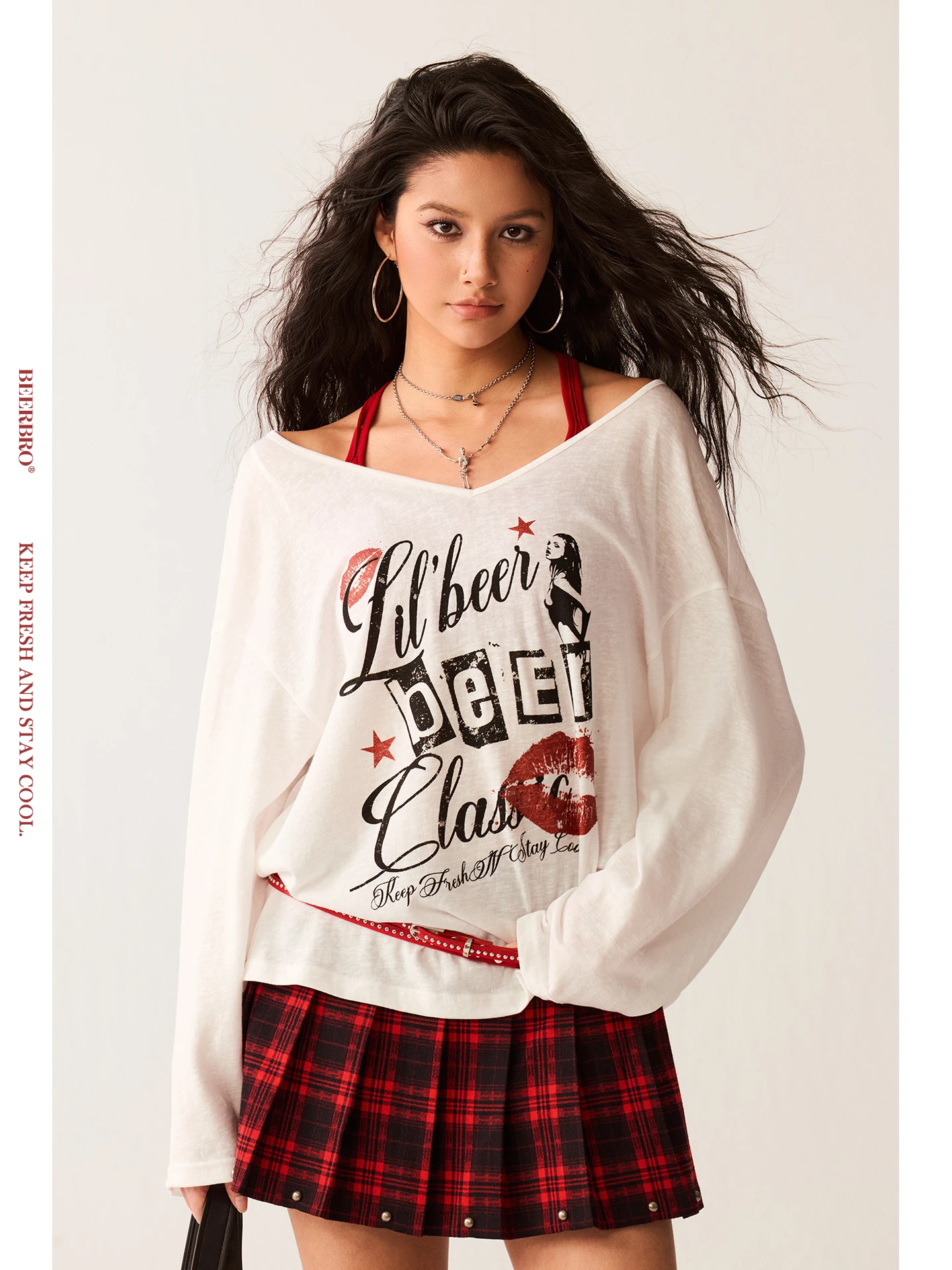 

Комплект из двух предметов BeerBro: винтажный топ с длинным рукавом и шелковые брюки с принтом в виде звуковых волн и животных, из мягкого волокна Lenzing, для женщин