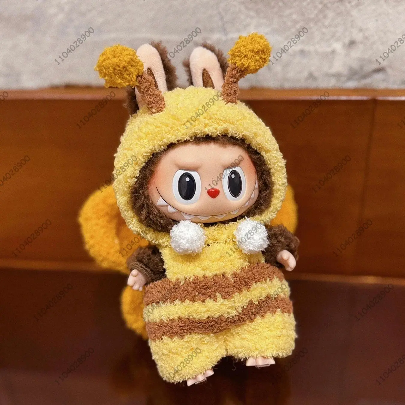 

For Labubu The Monsters Cute Bee Costume Doll Clothes Vinyl Doll Action Figure 1:1 Original Replica Bag Charm Bag Pendant Gift