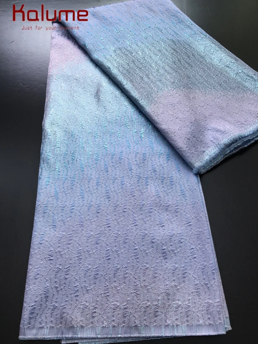 

Kalume 2025 Latest Gilding Jacquard Fabric High Quality African Jacquard Lace Fabric For Sewing Party Wedding Women Dress F4396