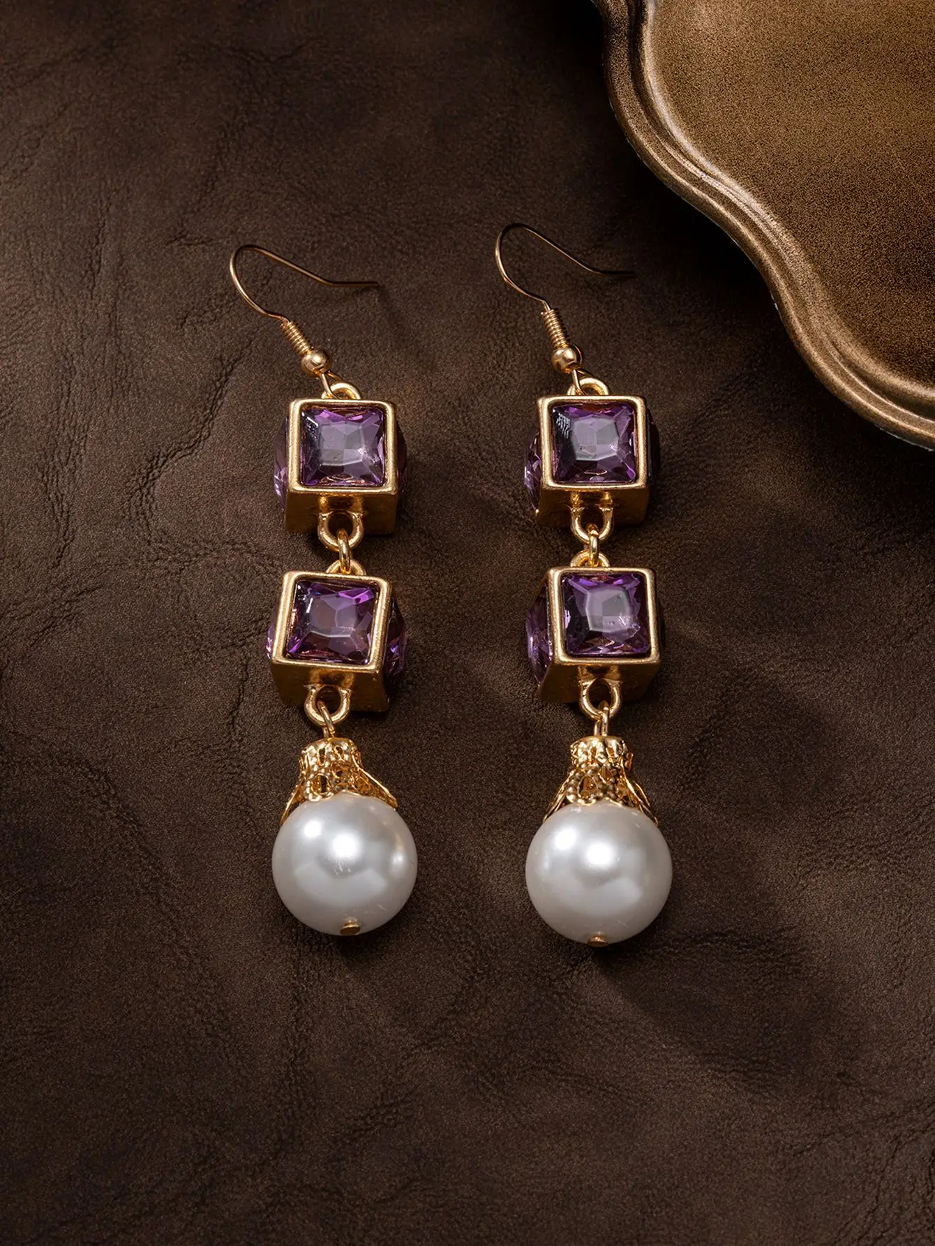 Vintage Zircon Jewelry Set for Women 2026 European And American High-End Light Luxury Earrings And Necklace Combo