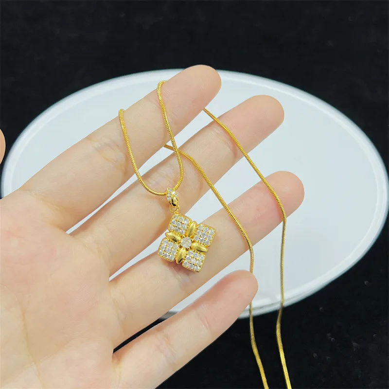 

9999 24K real gold ancient Fabrushed diamond four-leaf clover pendant versatile clover chain women's cross necklace