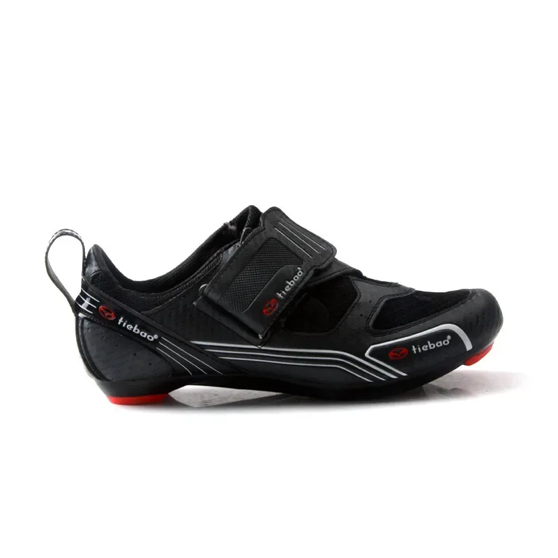 2021 new carbon fiber sole road cycling lock shoes ultra light Triathlon bicycle shoes men\'s breathing dynamic bicycle