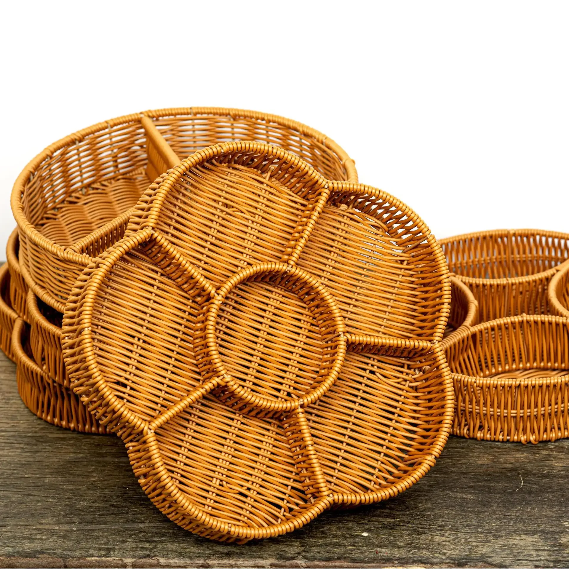 Natural Rattan Box Grid Hand-woven Basket for Candy Nuts Snacks Rattan Divider Storage Box Storag Case